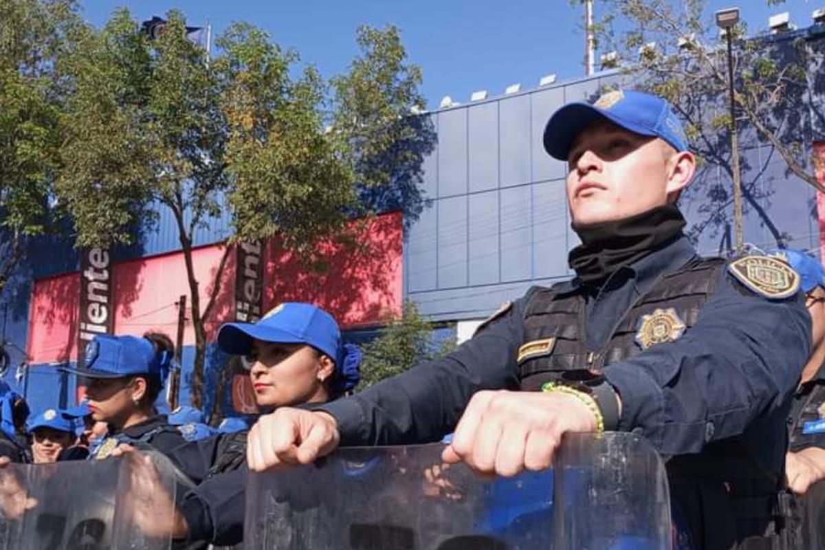 Elementos de la Policía Auxiliar.     Foto: @CdmxPolicialV