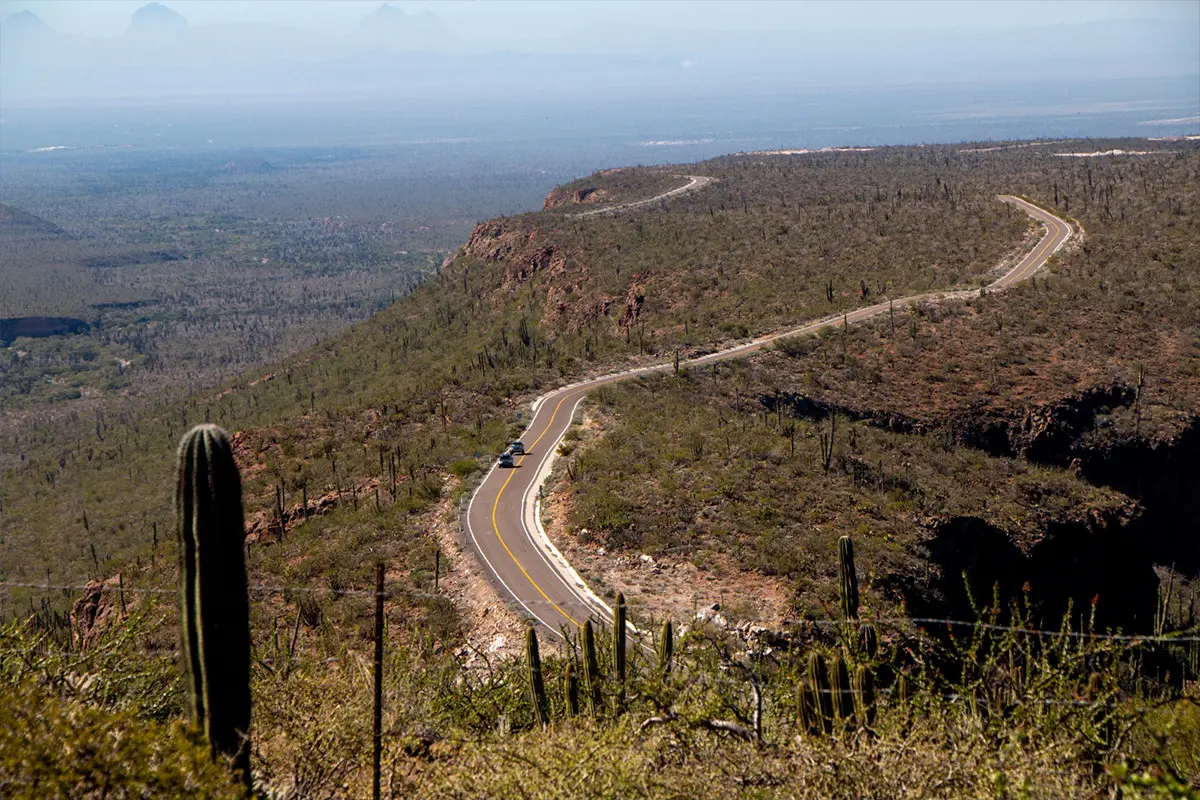 Carretera Transpeninsular. Foto: Alberto Cota.