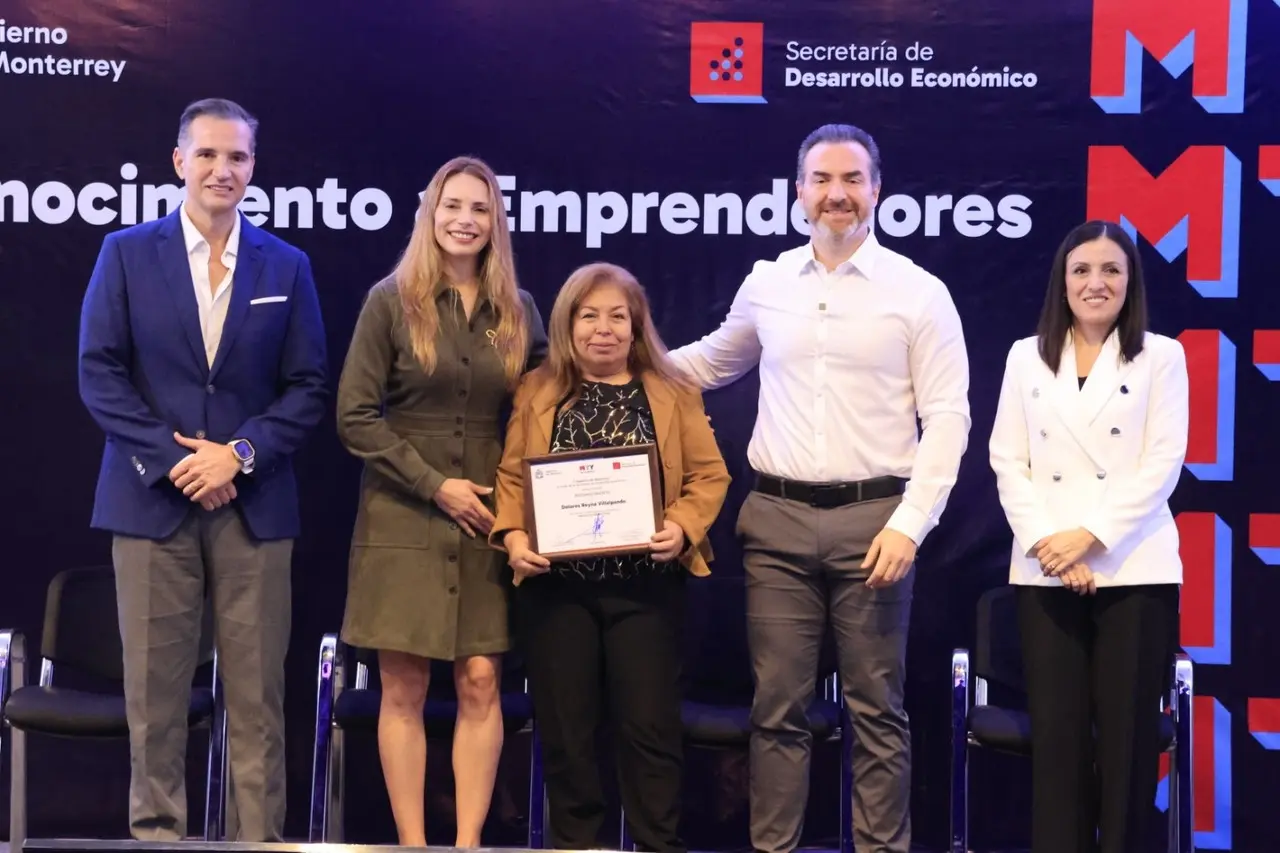 Monterrey reconoce a emprendedores por su esfuerzo y riesgo. Foto: Armando Galicia.