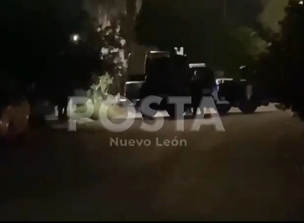 Elementos de la Fiscalía General de Justicia en la zona donde ocurrió la balacera. Foto: POSTA MX.