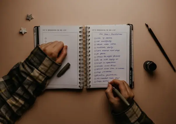 Año Nuevo 2025: ¿cuáles son los propósitos más comunes y cómo puedo cumplirlos?