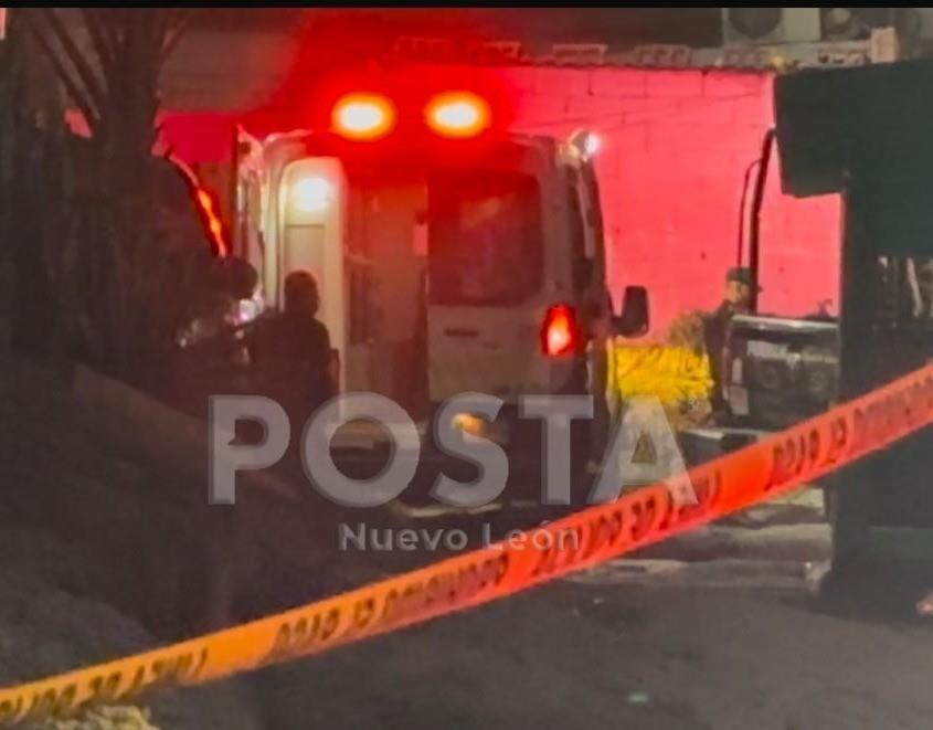 Paramédicos en la zona donde ocurrió el ataque armado. Foto: POSTA MX.