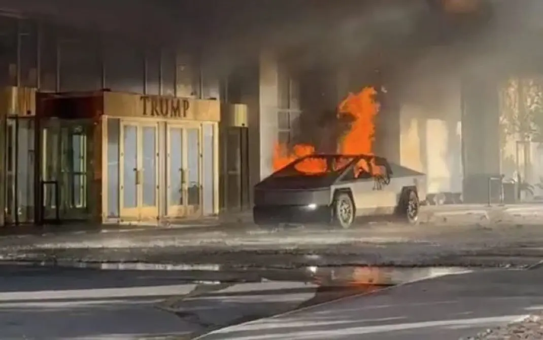 Explota Cybertruck frente a Hotel Trump en Las Vergas; uno pierde la vida | VIDEO. Foto: Redes