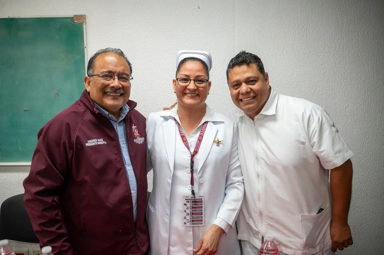 Con estas celebraciones, Escobedo se une al reconocimiento nacional del esfuerzo, sacrificio y vocación de quienes, desde los hospitales y clínicas, cuidan la vida y el bienestar de sus pacientes. Foto: Gobierno de Escobedo.