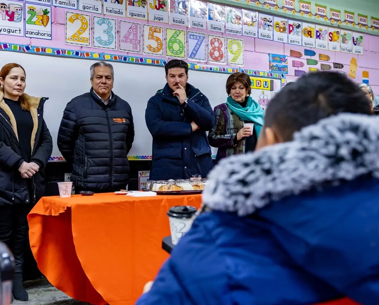 Samuel García en evento de regreso a clases con la secretaria de Educación. Foto: Gobierno de Nuevo León.