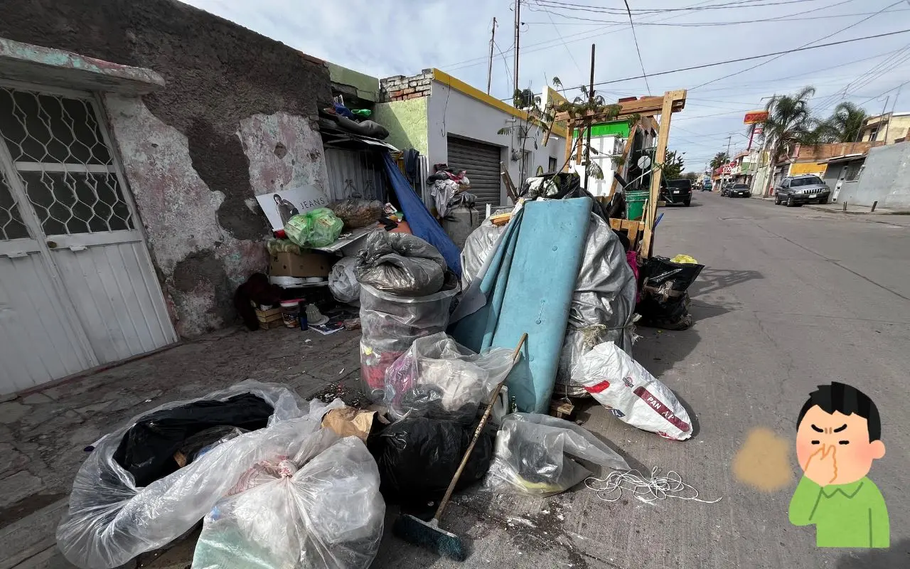 Vecinos de la colonia Francisco Zarco denuncian basurero cerca de tortillería. Foto: Alejandro Ávila.