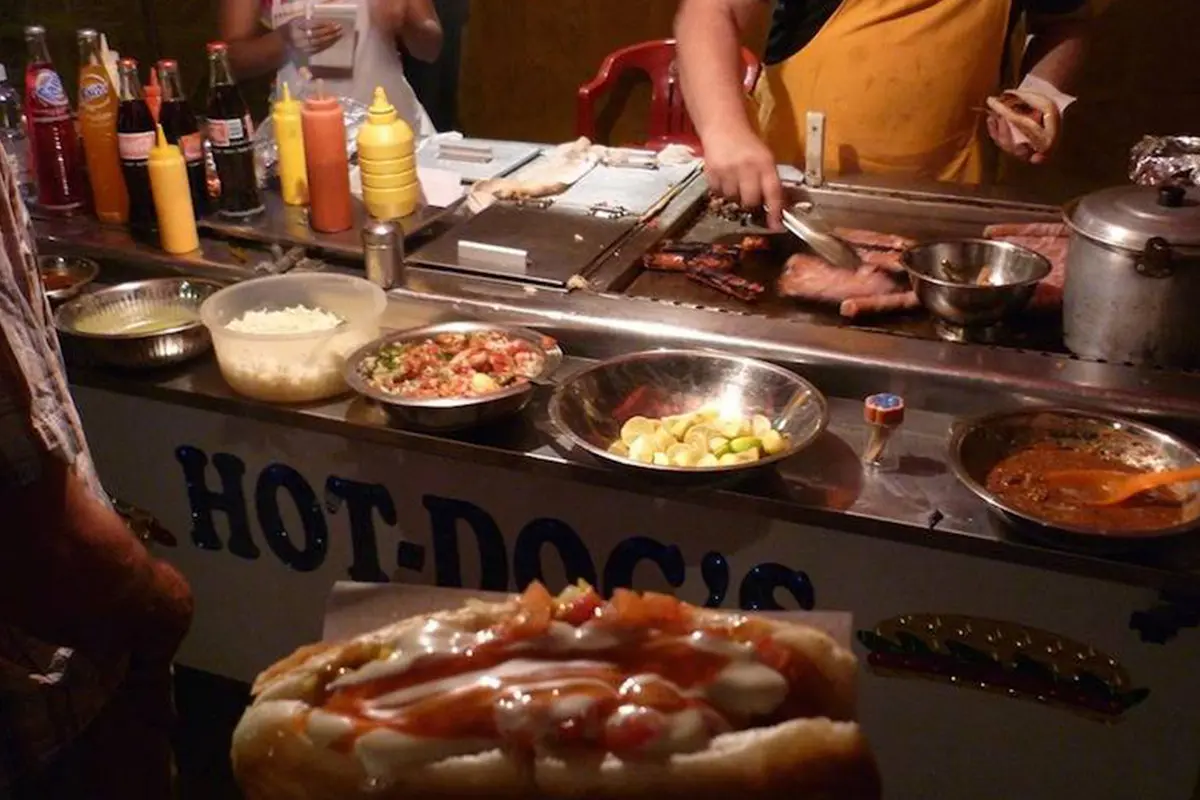 Un buen jate siempre es una rica cena en La Paz. Fotografías: Facebook.