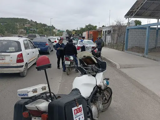 Esto es lo que debes saber sobre las multas a motociclistas por invadir carriles