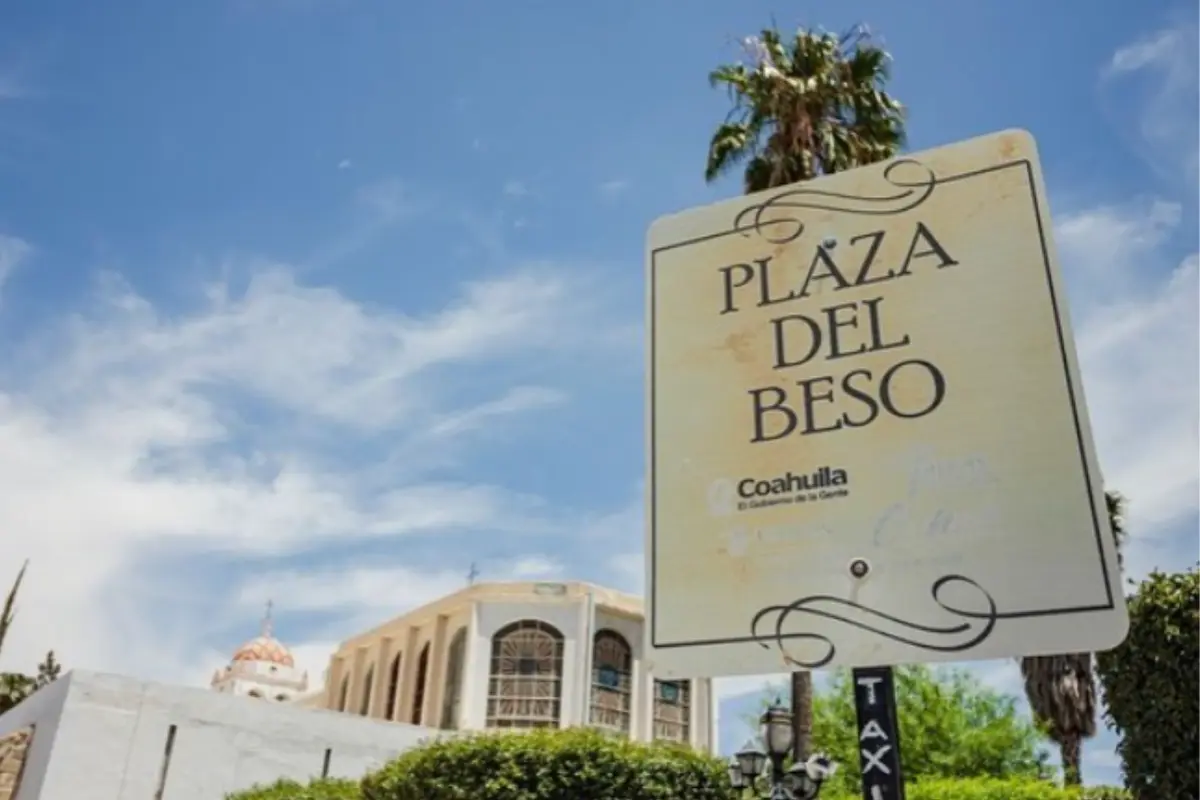 Entre sus rincones más emblemáticos destaca la Plaza del Beso./Foto: OCV Parras