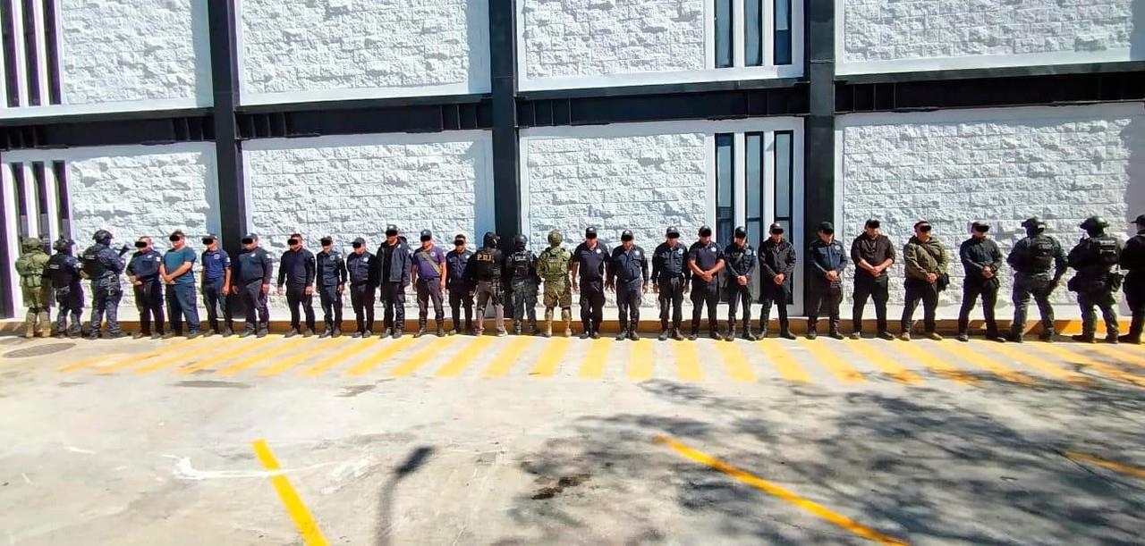 Continúan deteniendo policías en Chiapas. Foto: FGJ Chiapas