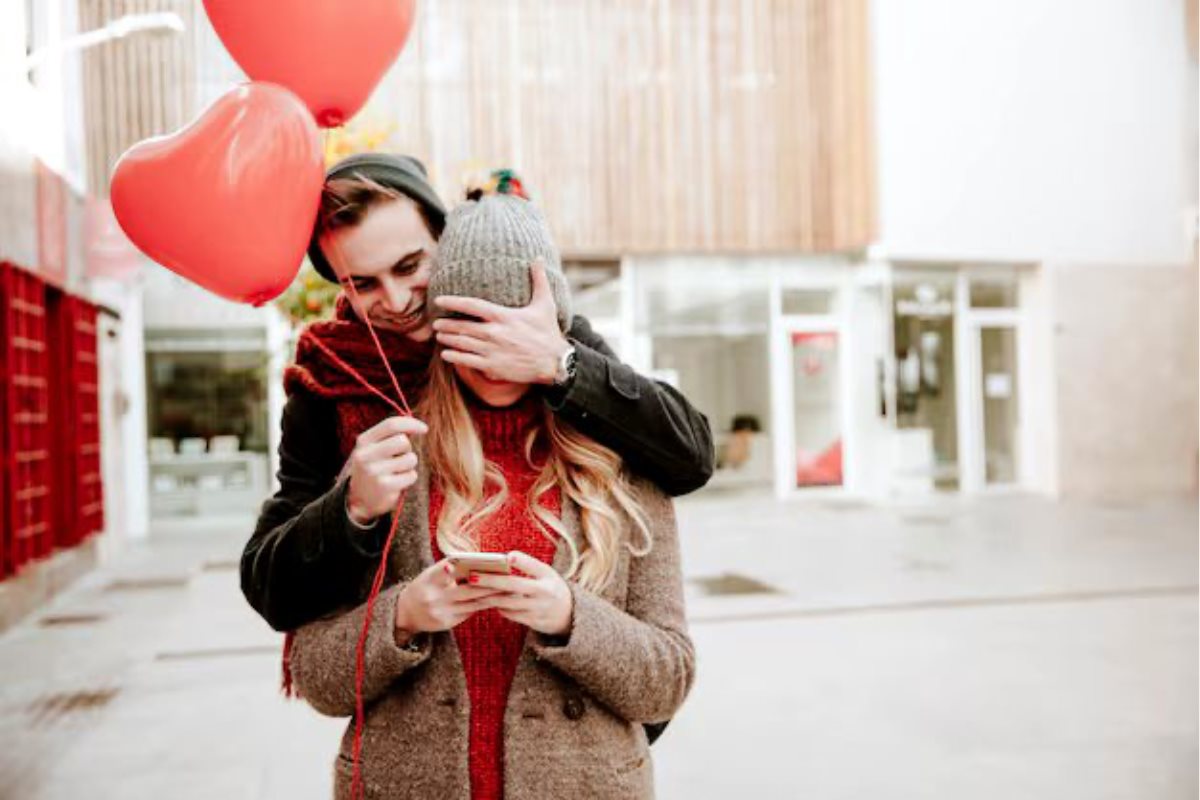 El Día de San Valentín es una de las fechas más esperadas por los comercios, principalmente los pequeños emprendimientos. Foto: Sanju Pineda