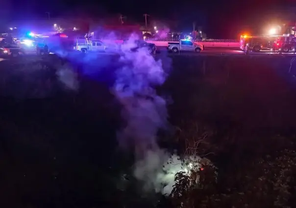 Sujetos balean a policías, se dan a la fuga y mueren calcinados tras accidente en Rosarito