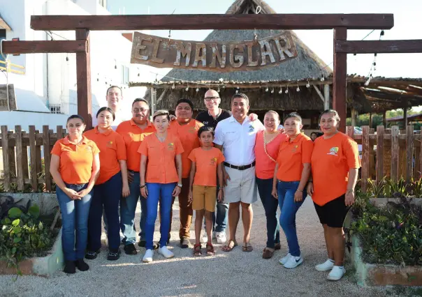 Chefs galardonados con estrellas Michelin descubren los sabores de Río Lagartos