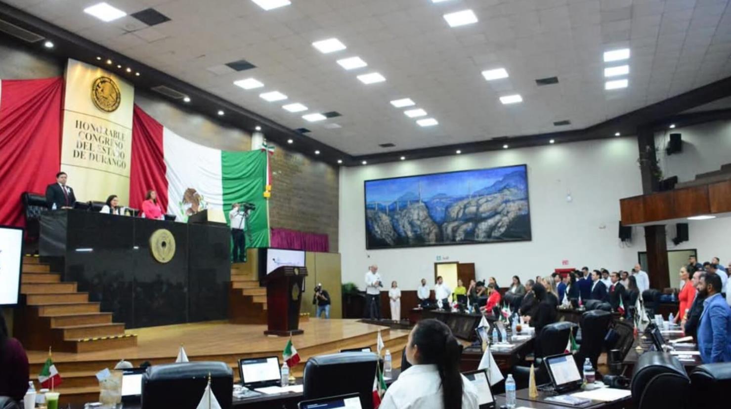 Se presentó una iniciativa de Ley para proteger a las embarazadas. Foto: Congreso del Estado.