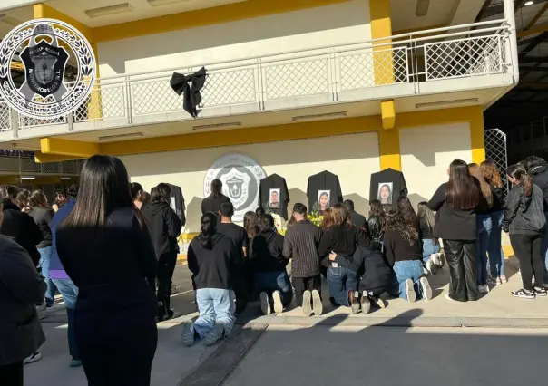 Rinden emotivo homenaje a estudiantes fallecidos en choque en Hualahuises, Nuevo León