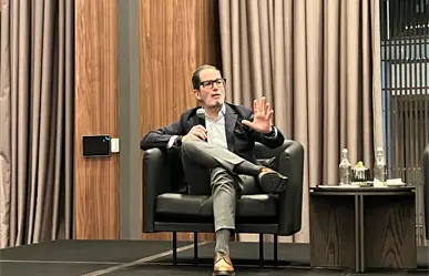 Tiburón de Shark Tank impartió una conferencia a emprendedores de Nuevo León