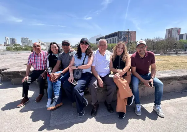 Regios y turistas disfrutan en familia el día de asueto en Nuevo León