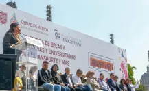 Universitarios reciben becas de transporte y Brugada anuncia mejoras en la movilidad de CDMX Universitarios reciben becas de transporte y Brugada anuncia mejoras en la movilidad de CDMX