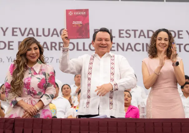 Joaquín Díaz Mena presenta el Plan Estatal de Desarrollo Renacimiento Maya