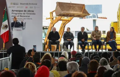 Claudia Sheinbaum anuncia 50 mil viviendas y defiende economía mexicana ante EEUU