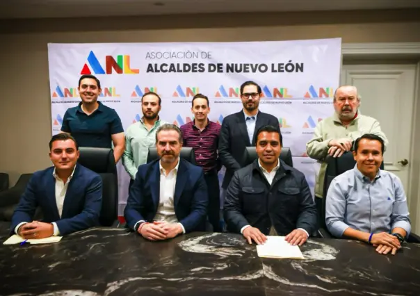 Alcaldes de Nuevo León acuerdan acciones conjuntas para mejorar la movilidad