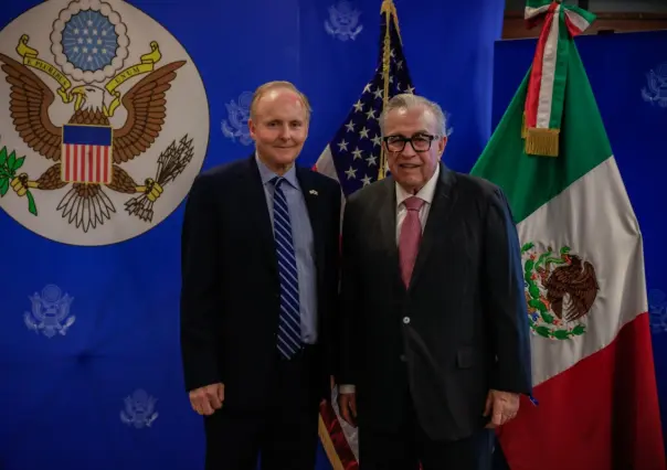 Rubén Rocha Moya asiste al 249 aniversario de la independencia de EU en Hermosillo