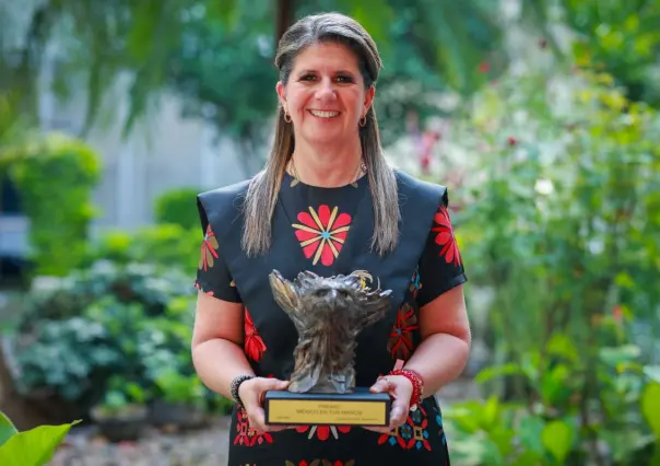 Martha Herrera recibe el premio "México en tus Manos" por su compromiso con la inclusión en Nuevo León