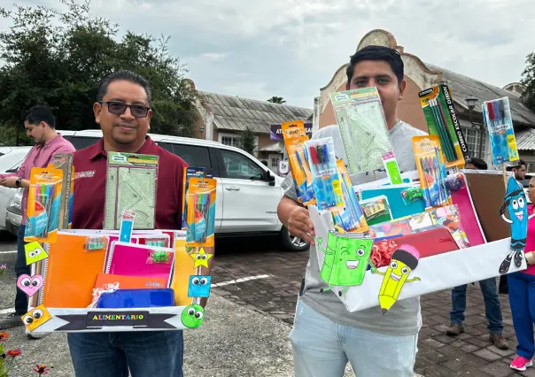 Esta es la campaña que lleva útiles escolares a estudiantes de escasos recursos en Victoria