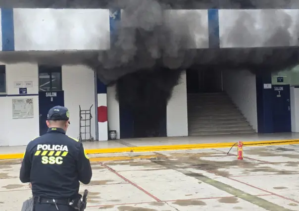 Incendio en el Plantel Bachilleres 4 "Jesús Reyes Heroles" moviliza a cuerpos de emergencia en Álvaro Obregón