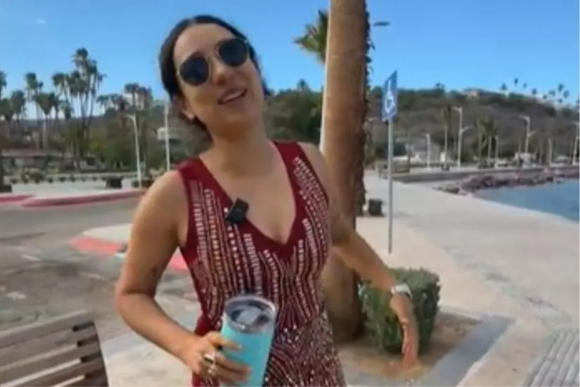 imagen recuadro Se ha presentado en calles y escenarios, conectando directamente con el público. Foto: Captura Video / Facebook | Flor Amargo