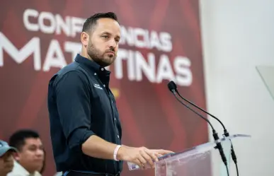 Alcalde de Piedras Negras se molesta con reportera tras cuestionarlo por prueba de antidoping