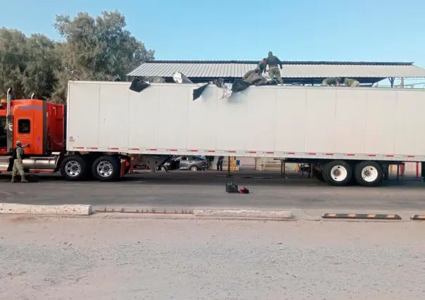 Aseguran en Sonora más de mil paquetes con presunta cocaína ocultos en tractocamión