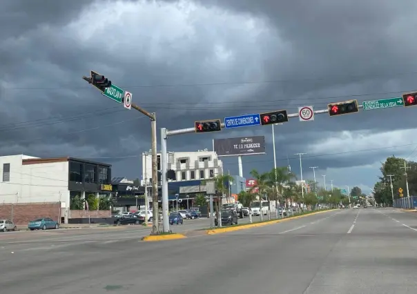El bulevar de Durango famoso por su vida nocturna, sus estadios y sus parques