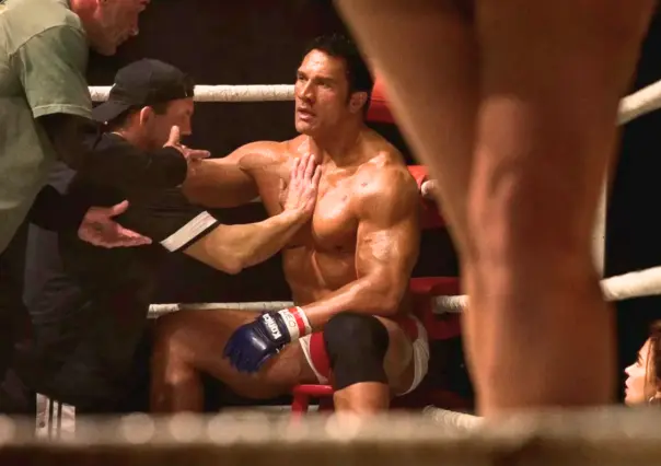 Dwayne Johnson inicia su camino hacia el Oscar con su película "The Smashing Machine"