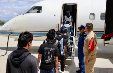 Regresan a Chiapas a 13 menores que llegaron solos y en barco a BCS