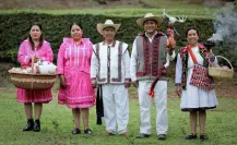 Tecnología y cultura: uso de internet y redes sociales para preservar o difundir la cultura indígena del Edomex Tecnología y cultura: uso de internet y redes sociales para preservar o difundir la cultura indígena del Edomex