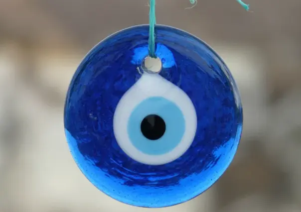 Así puedes protegerte de la poderosa superstición del mal de ojo, según la tradición tamaulipeca
