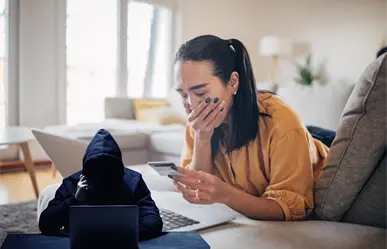¡Cuidado con los cargos fantasma! Alerta CONDUSEF, podrían estafarte