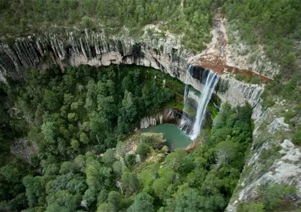 Esta es la altura de la impresionante cascada del Salto del Agua Llovida, en Durango