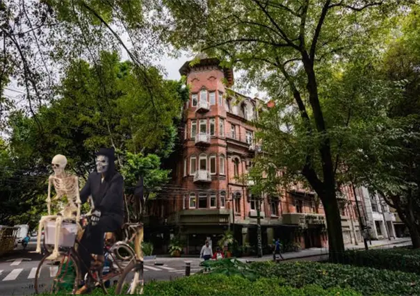 Vive Día de Muertos en CDMX con un tour en bici por casas embrujadas y edificios llenos de leyendas