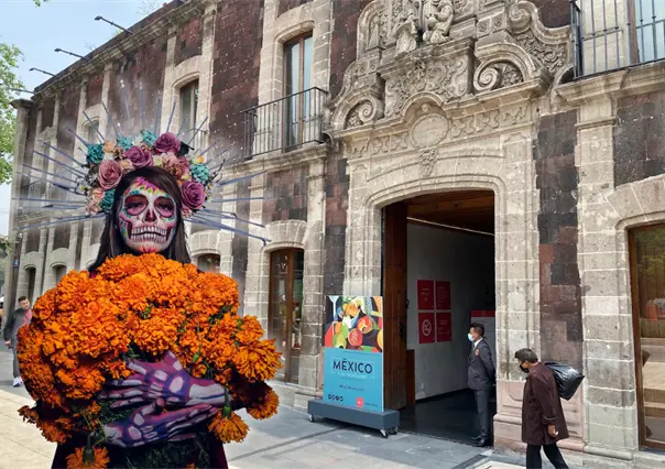 Celebra el Día de Muertos en CDMX explorando museos icónicos con este recorrido temático