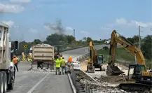 Carreteras de Tamaulipas requieren hasta 300 millones de pesos para ser reparadas Carreteras de Tamaulipas requieren hasta 300 millones de pesos para ser reparadas
