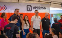 César Garza Arredondo invita a brigada “Contigo” en el sector Tréboles César Garza Arredondo invita a brigada “Contigo” en el sector Tréboles