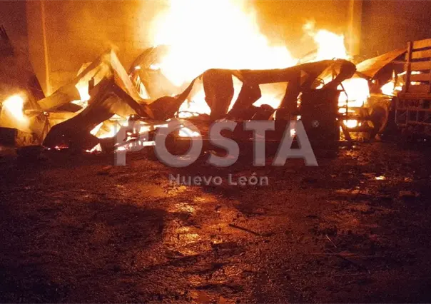 VIDEO l Falla eléctrica habría provocado incendio en caseta móvil de Apodaca