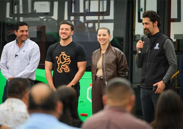 Samuel García entrega nuevos camiones y anuncia 200 más para Salinas Victoria