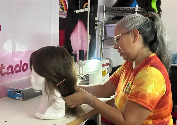Dona tu cabello y regala esperanza: así se hacen pelucas para mujeres con cáncer en Monterrey