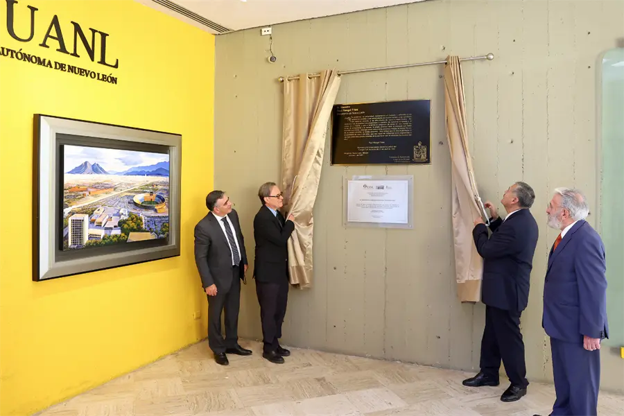 UANL celebra 30 años de la biblioteca Raúl Rangel Frías