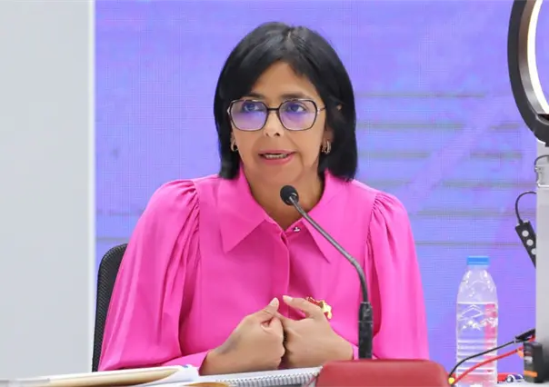 Vicepresidenta de Venezuela negoció con EU un gobierno sin Maduro, asegura medio estadounidense