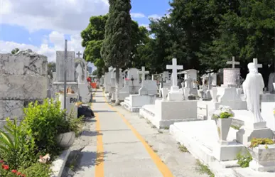 Guadalupe se prepara para el Día de Muertos en sus panteones municipales, ¿cuándo podrán visitarse?