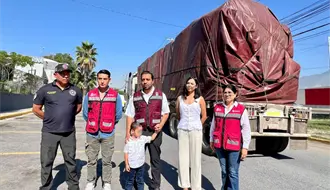 Jesús Nava participa en envío de convoy de ayuda a municipios afectados de Veracruz